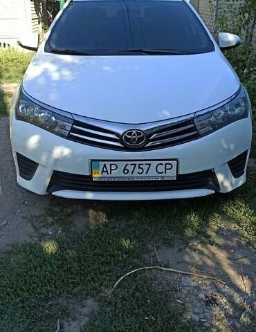 Білий Тойота Королла, об'ємом двигуна 1.33 л та пробігом 133 тис. км за 9000 $, фото 1 на Automoto.ua