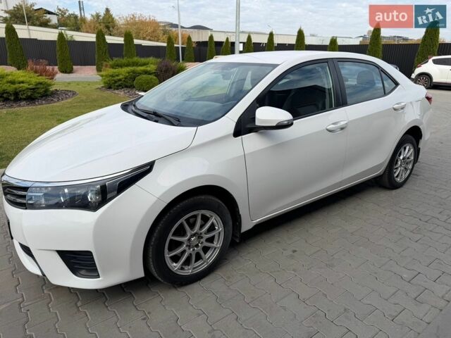 Белый Тойота Королла, объемом двигателя 1.33 л и пробегом 124 тыс. км за 9300 $, фото 1 на Automoto.ua