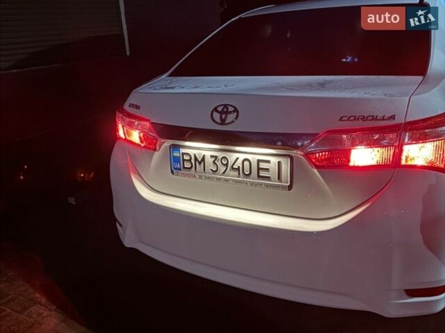 Белый Тойота Королла, объемом двигателя 1.3 л и пробегом 71 тыс. км за 11700 $, фото 1 на Automoto.ua