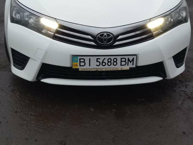Білий Тойота Королла, об'ємом двигуна 1.33 л та пробігом 158 тис. км за 10500 $, фото 1 на Automoto.ua