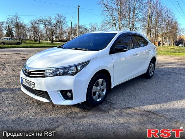 Белый Тойота Королла, объемом двигателя 1.3 л и пробегом 195 тыс. км за 8900 $, фото 1 на Automoto.ua