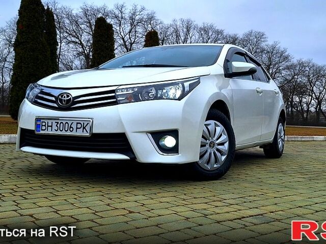 Білий Тойота Королла, об'ємом двигуна 1.6 л та пробігом 19800 тис. км за 8499 $, фото 1 на Automoto.ua