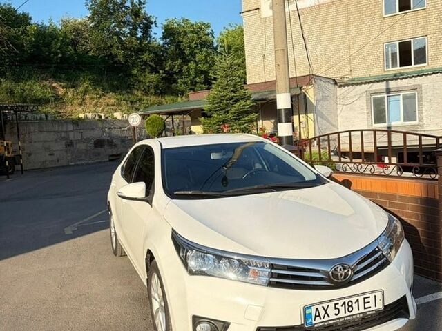 Белый Тойота Королла, объемом двигателя 1.6 л и пробегом 154 тыс. км за 13200 $, фото 1 на Automoto.ua