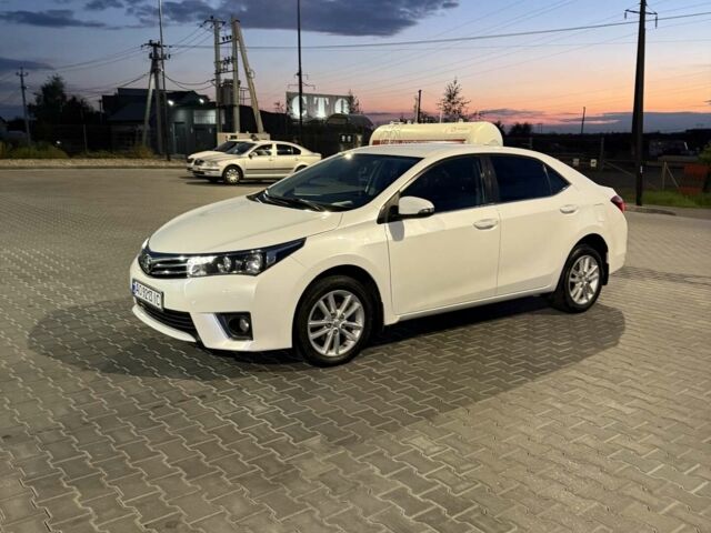 Белый Тойота Королла, объемом двигателя 1.6 л и пробегом 205 тыс. км за 13000 $, фото 1 на Automoto.ua