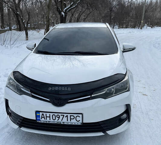 Білий Тойота Королла, об'ємом двигуна 1.6 л та пробігом 247 тис. км за 8700 $, фото 1 на Automoto.ua