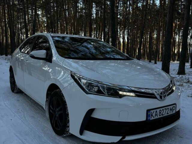 Білий Тойота Королла, об'ємом двигуна 1.6 л та пробігом 177 тис. км за 11000 $, фото 1 на Automoto.ua