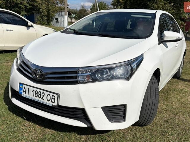 Білий Тойота Королла, об'ємом двигуна 1.33 л та пробігом 224 тис. км за 9000 $, фото 1 на Automoto.ua