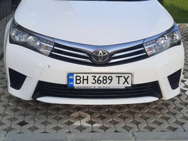 Білий Тойота Королла, об'ємом двигуна 1.6 л та пробігом 111 тис. км за 12800 $, фото 1 на Automoto.ua