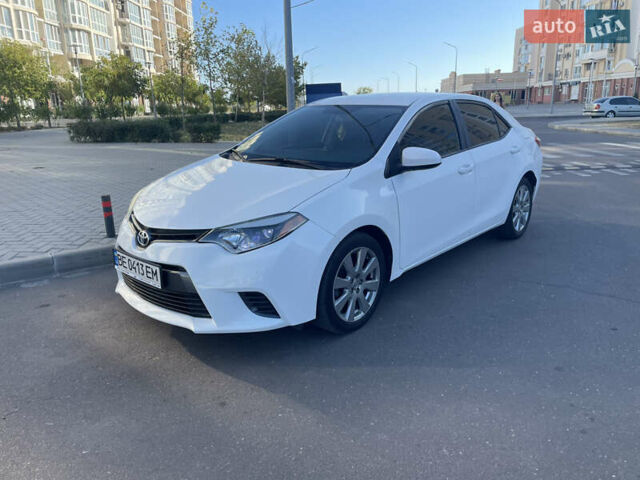Белый Тойота Королла, объемом двигателя 1.8 л и пробегом 144 тыс. км за 11200 $, фото 1 на Automoto.ua