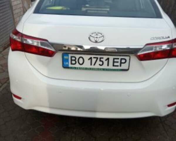 Белый Тойота Королла, объемом двигателя 1.6 л и пробегом 172 тыс. км за 12200 $, фото 1 на Automoto.ua