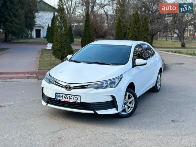 Белый Тойота Королла, объемом двигателя 1.33 л и пробегом 147 тыс. км за 9850 $, фото 1 на Automoto.ua