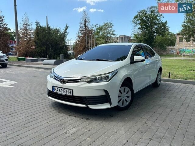 Білий Тойота Королла, об'ємом двигуна 1.33 л та пробігом 90 тис. км за 10900 $, фото 1 на Automoto.ua