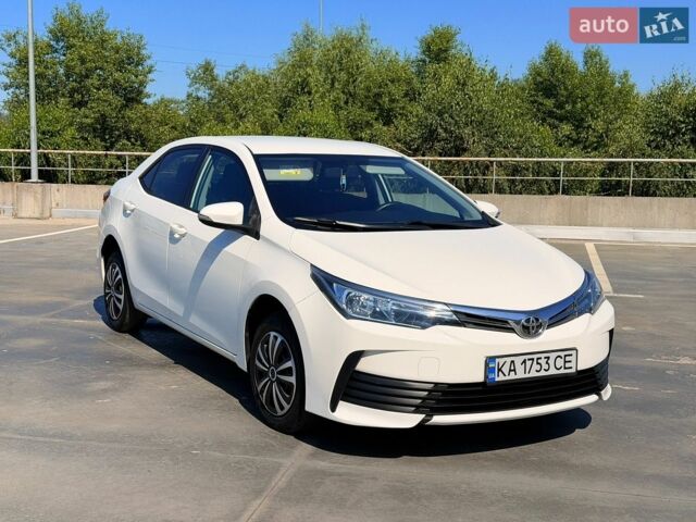 Белый Тойота Королла, объемом двигателя 1.6 л и пробегом 192 тыс. км за 9900 $, фото 1 на Automoto.ua