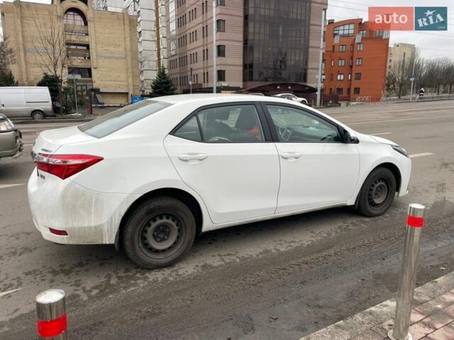 Білий Тойота Королла, об'ємом двигуна 1.6 л та пробігом 172 тис. км за 10500 $, фото 1 на Automoto.ua