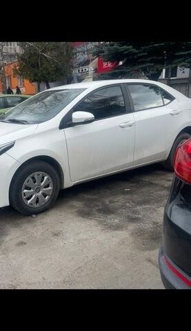 Білий Тойота Королла, об'ємом двигуна 1.6 л та пробігом 174 тис. км за 10800 $, фото 1 на Automoto.ua