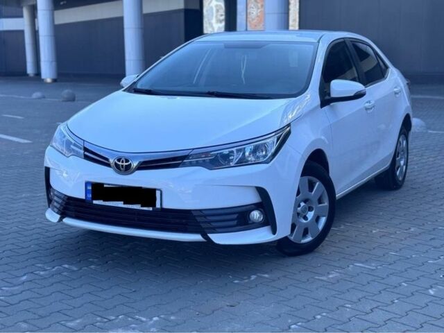 Белый Тойота Королла, объемом двигателя 1.6 л и пробегом 177 тыс. км за 12900 $, фото 1 на Automoto.ua