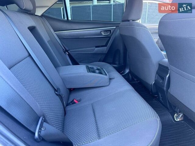 Белый Тойота Королла, объемом двигателя 1.6 л и пробегом 177 тыс. км за 12900 $, фото 1 на Automoto.ua