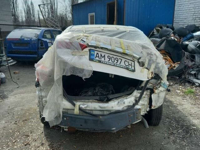 Белый Тойота Королла, объемом двигателя 1.33 л и пробегом 433 тыс. км за 2500 $, фото 1 на Automoto.ua