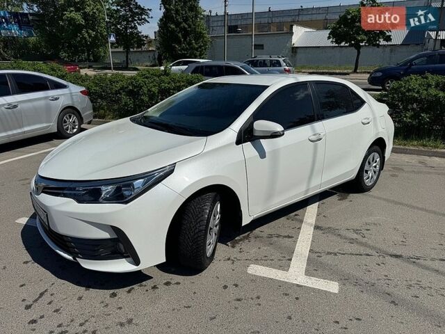 Белый Тойота Королла, объемом двигателя 1.6 л и пробегом 89 тыс. км за 14800 $, фото 1 на Automoto.ua