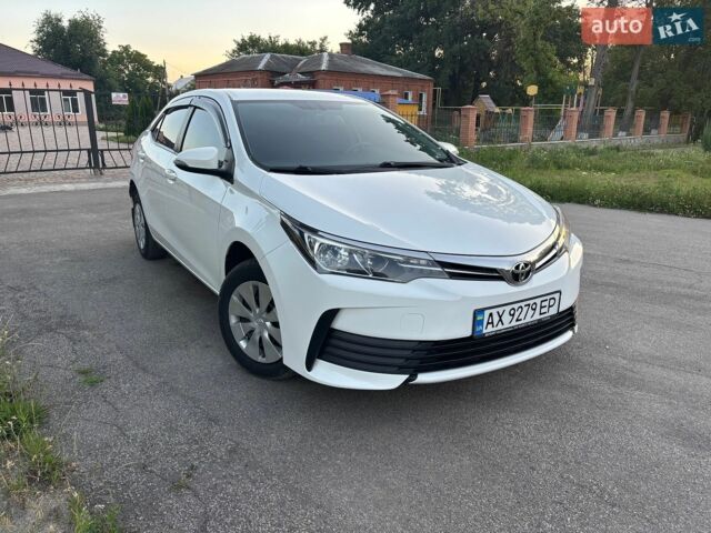 Білий Тойота Королла, об'ємом двигуна 1.33 л та пробігом 191 тис. км за 10600 $, фото 1 на Automoto.ua