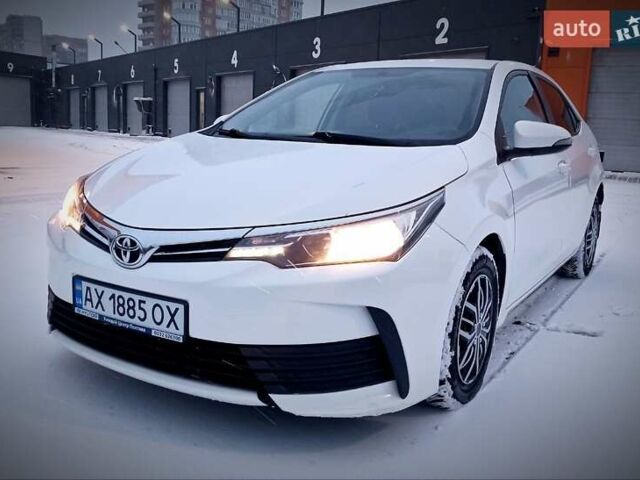 Белый Тойота Королла, объемом двигателя 1.6 л и пробегом 168 тыс. км за 13950 $, фото 1 на Automoto.ua