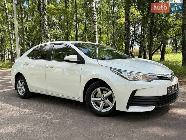 Білий Тойота Королла, об'ємом двигуна 1.6 л та пробігом 93 тис. км за 11350 $, фото 1 на Automoto.ua