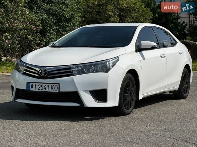 Белый Тойота Королла, объемом двигателя 1.33 л и пробегом 188 тыс. км за 7999 $, фото 1 на Automoto.ua
