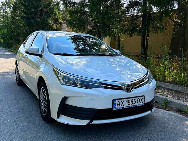 Белый Тойота Королла, объемом двигателя 1.6 л и пробегом 0 тыс. км за 15900 $, фото 1 на Automoto.ua