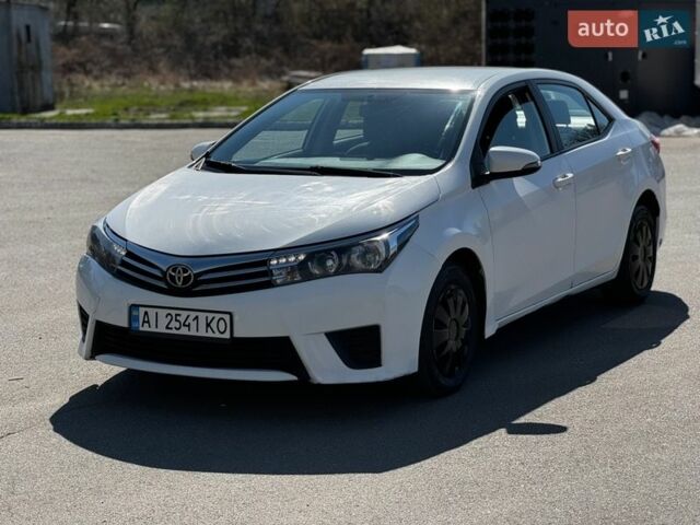 Белый Тойота Королла, объемом двигателя 1.33 л и пробегом 188 тыс. км за 7400 $, фото 1 на Automoto.ua