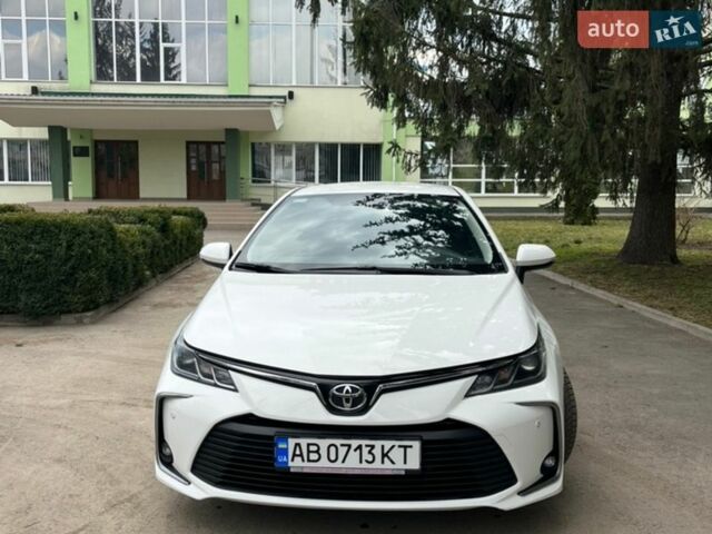 Білий Тойота Королла, об'ємом двигуна 1.6 л та пробігом 76 тис. км за 16800 $, фото 1 на Automoto.ua