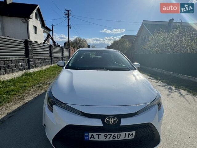 Белый Тойота Королла, объемом двигателя 1.8 л и пробегом 51 тыс. км за 17300 $, фото 1 на Automoto.ua