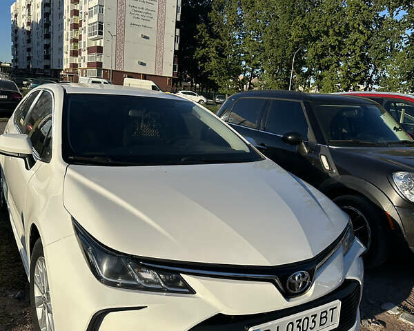 Білий Тойота Королла, об'ємом двигуна 1.6 л та пробігом 125 тис. км за 18000 $, фото 1 на Automoto.ua