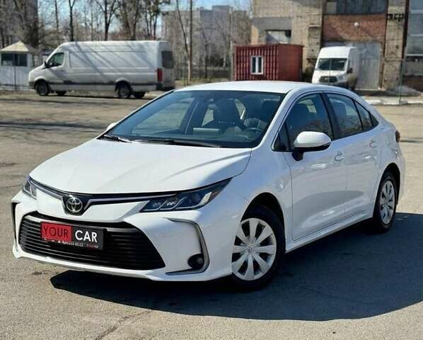 Белый Тойота Королла, объемом двигателя 1.6 л и пробегом 97 тыс. км за 16300 $, фото 1 на Automoto.ua