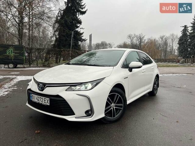 Білий Тойота Королла, об'ємом двигуна 1.8 л та пробігом 102 тис. км за 20900 $, фото 1 на Automoto.ua