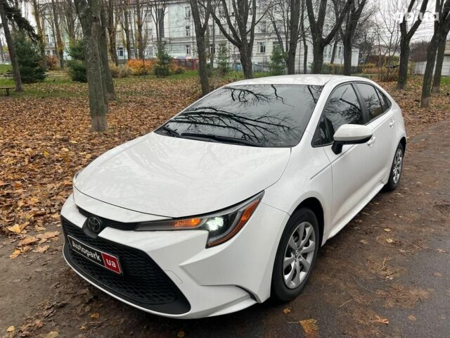 Белый Тойота Королла, объемом двигателя 1.8 л и пробегом 40 тыс. км за 16990 $, фото 1 на Automoto.ua