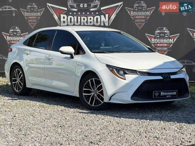 Белый Тойота Королла, объемом двигателя 1.8 л и пробегом 171 тыс. км за 17990 $, фото 1 на Automoto.ua