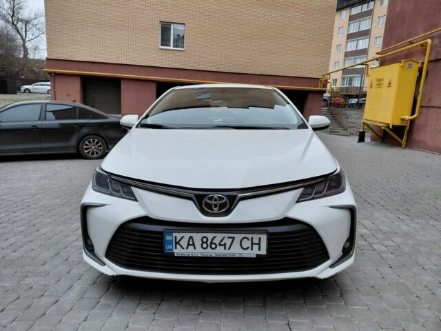 Белый Тойота Королла, объемом двигателя 1.6 л и пробегом 193 тыс. км за 15800 $, фото 1 на Automoto.ua