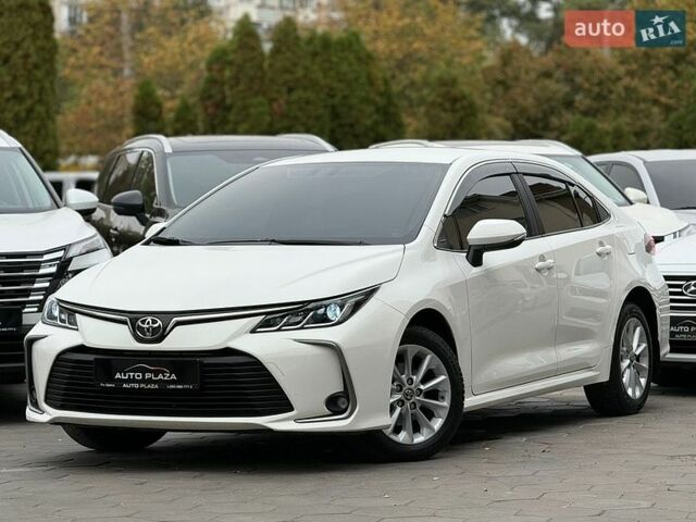 Белый Тойота Королла, объемом двигателя 1.6 л и пробегом 117 тыс. км за 17900 $, фото 1 на Automoto.ua