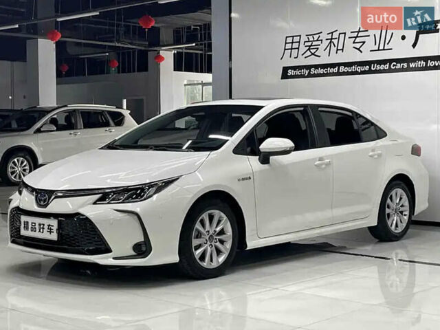 Белый Тойота Королла, объемом двигателя 0 л и пробегом 35 тыс. км за 23900 $, фото 1 на Automoto.ua