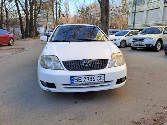 Білий Тойота Королла, об'ємом двигуна 1.4 л та пробігом 286 тис. км за 3900 $, фото 1 на Automoto.ua