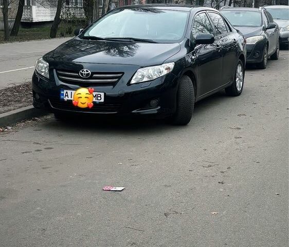 Черный Тойота Королла, объемом двигателя 1.6 л и пробегом 287 тыс. км за 7499 $, фото 1 на Automoto.ua