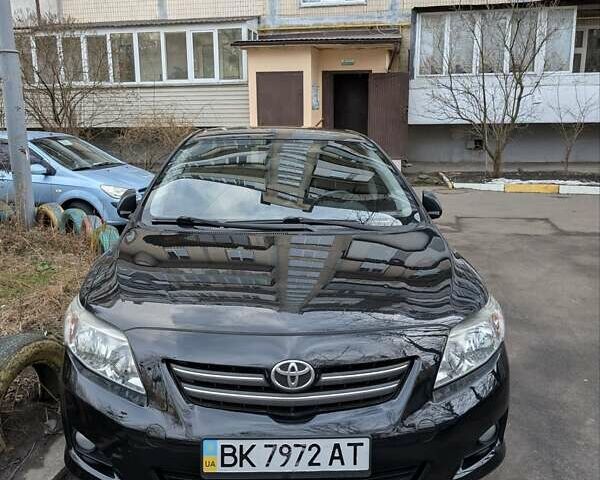 Черный Тойота Королла, объемом двигателя 1.6 л и пробегом 250 тыс. км за 6100 $, фото 1 на Automoto.ua