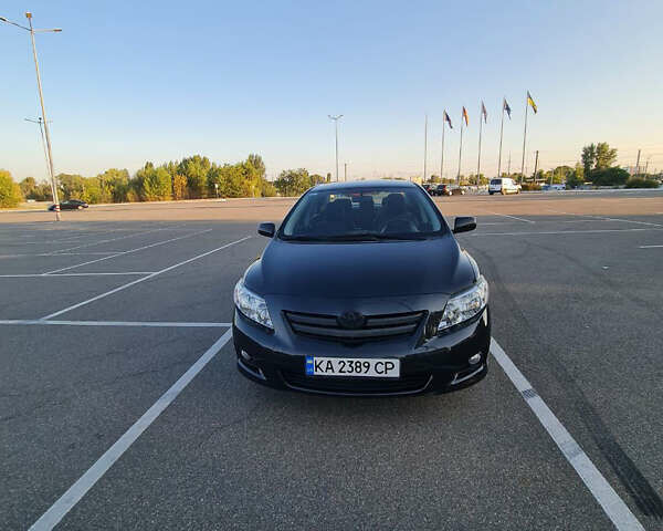 Чорний Тойота Королла, об'ємом двигуна 1.6 л та пробігом 200 тис. км за 7500 $, фото 1 на Automoto.ua