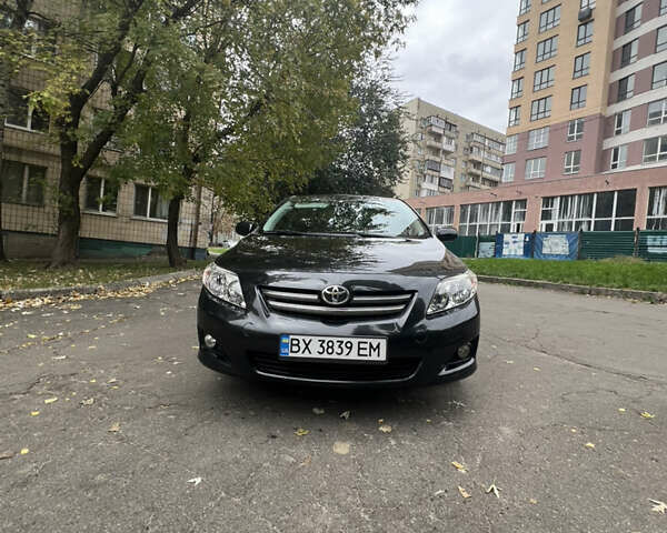 Чорний Тойота Королла, об'ємом двигуна 1.6 л та пробігом 147 тис. км за 7700 $, фото 1 на Automoto.ua