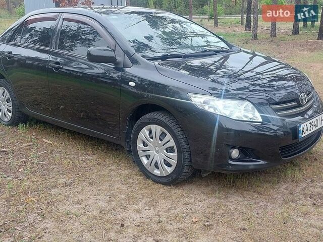 Черный Тойота Королла, объемом двигателя 1.6 л и пробегом 161 тыс. км за 7800 $, фото 1 на Automoto.ua