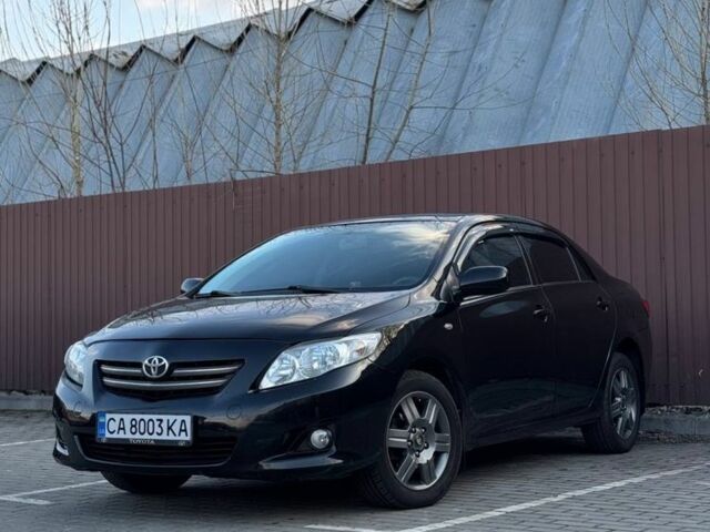 Черный Тойота Королла, объемом двигателя 1.6 л и пробегом 200 тыс. км за 7200 $, фото 1 на Automoto.ua