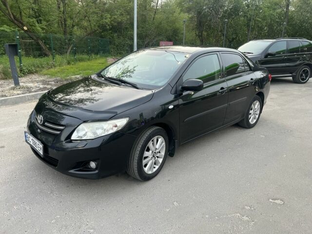 Черный Тойота Королла, объемом двигателя 1.6 л и пробегом 300 тыс. км за 6500 $, фото 1 на Automoto.ua