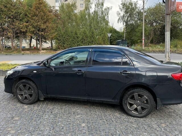 Черный Тойота Королла, объемом двигателя 1.6 л и пробегом 320 тыс. км за 5300 $, фото 1 на Automoto.ua