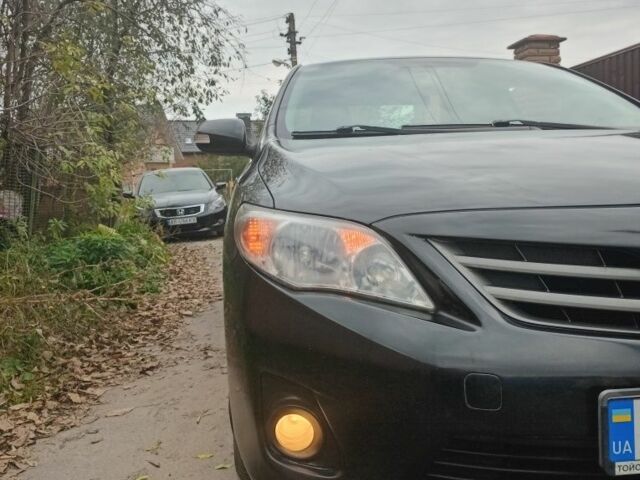Чорний Тойота Королла, об'ємом двигуна 1.3 л та пробігом 199 тис. км за 7000 $, фото 1 на Automoto.ua
