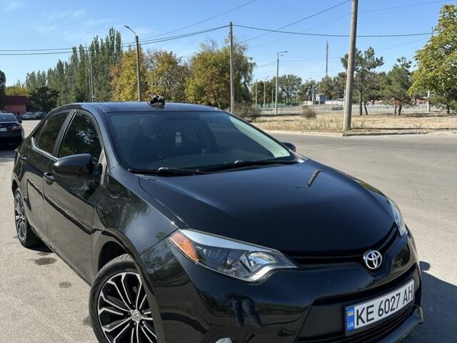 Чорний Тойота Королла, об'ємом двигуна 1.8 л та пробігом 173 тис. км за 11900 $, фото 1 на Automoto.ua